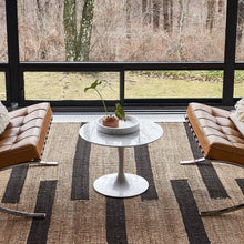 Load image into Gallery viewer, Terra Cotta Frog Vases