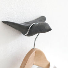 Load image into Gallery viewer, Bird Wall Hooks - Set of 3 (Black)